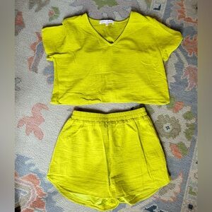 Green top bottom set